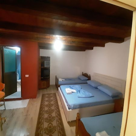 Hotel Kulla E Vjeter Koman Pokój zdjęcie