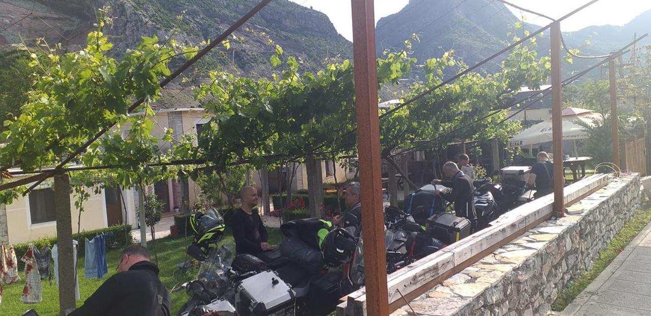 Hotel Kulla E Vjeter Koman Zewnętrze zdjęcie