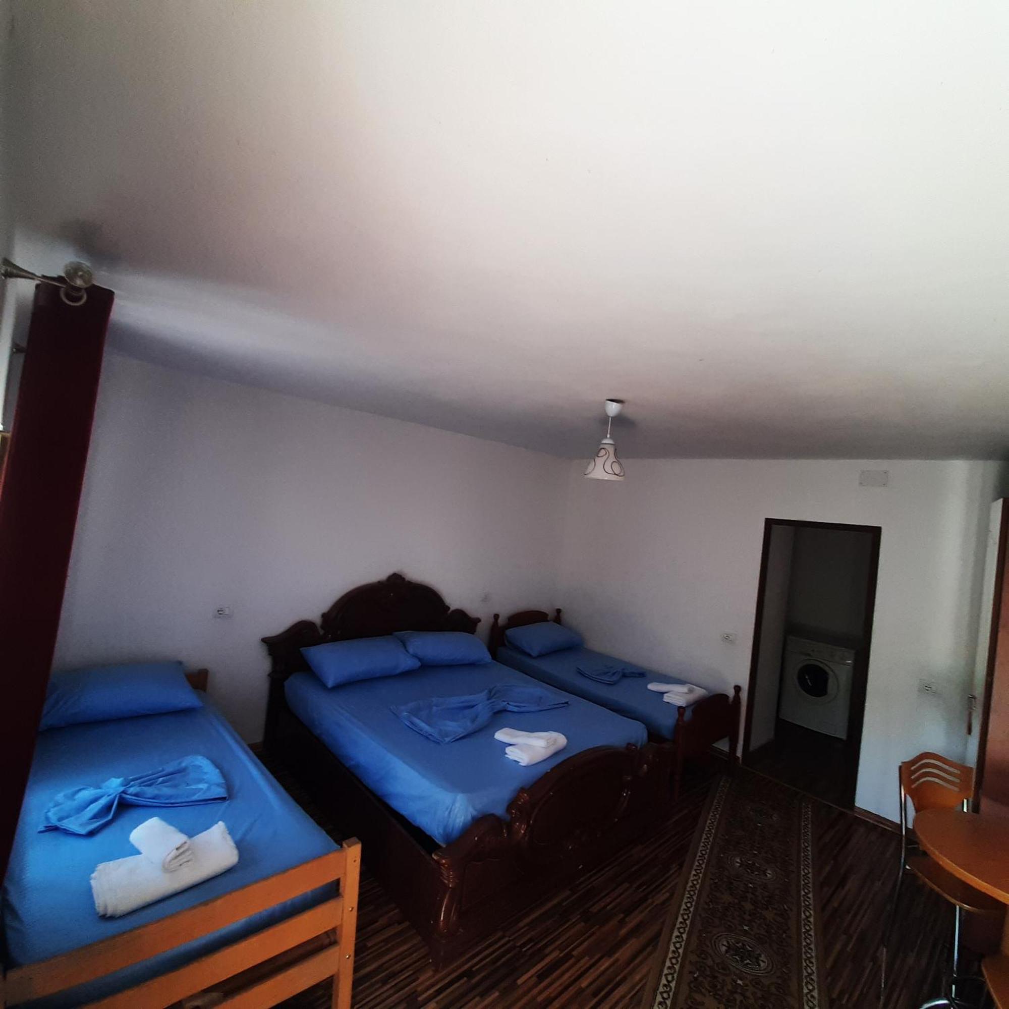 Hotel Kulla E Vjeter Koman Pokój zdjęcie